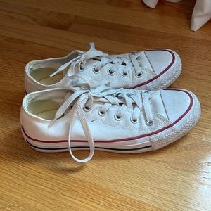 White converse